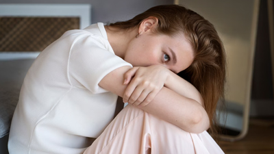 ये संकेत बताते हैं इमोशनल रूप से थक चुके हैं आप, ब्रेक लेने की है जरूरत